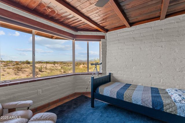 890 W PALO VERDE Drive, Wickenburg, AZ 85390