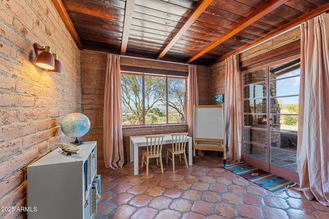 890 W PALO VERDE Drive, Wickenburg, AZ 85390