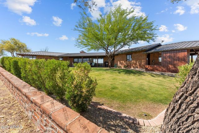 890 W PALO VERDE Drive, Wickenburg, AZ 85390