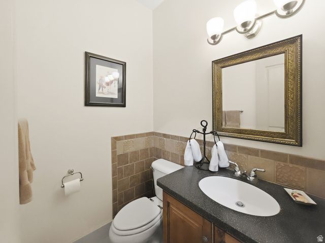 573 CANYON VIEW CIR, North Salt Lake, UT 84054
