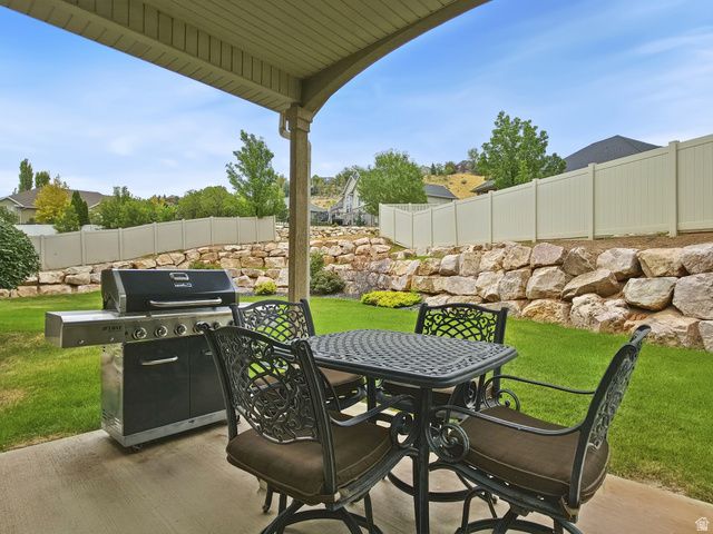 573 CANYON VIEW CIR, North Salt Lake, UT 84054