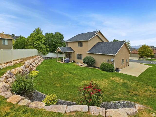 573 CANYON VIEW CIR, North Salt Lake, UT 84054