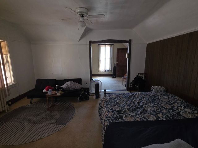 5948 W Walton Street, Chicago, IL 60651