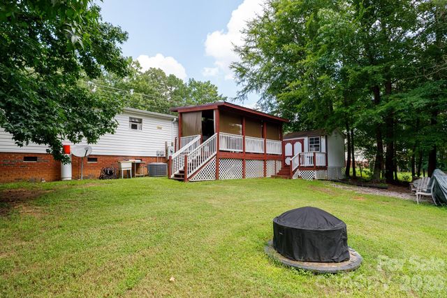 1910 Hardin Strait Road, Chester, SC 29706