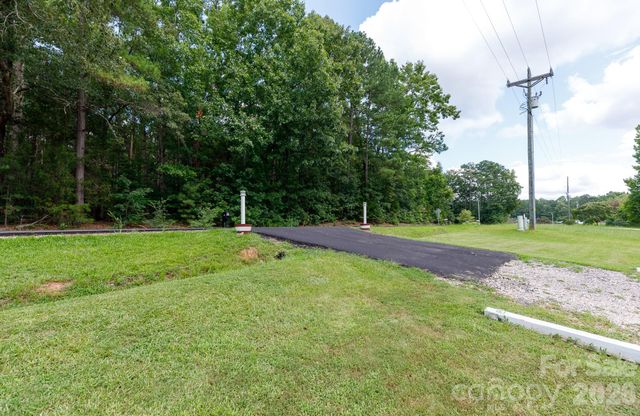1910 Hardin Strait Road, Chester, SC 29706