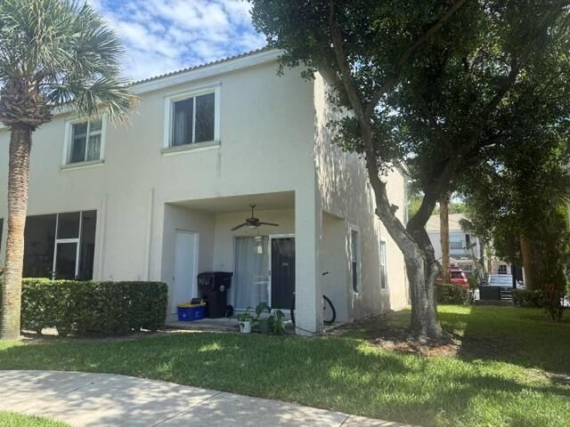 5122 Palmbrooke Circle, West Palm Beach, FL 33417