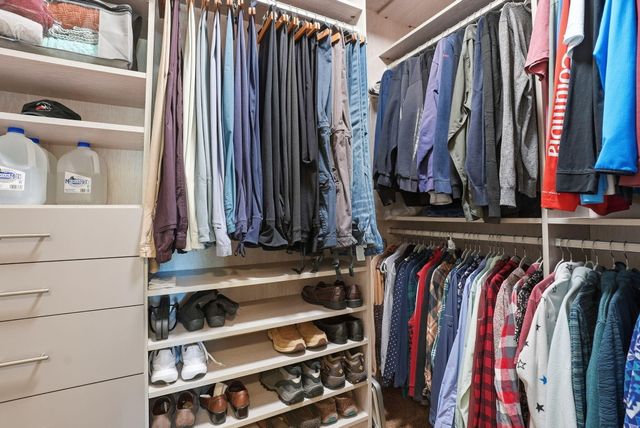 2440 Linnet Lane, Redmond, OR 97756