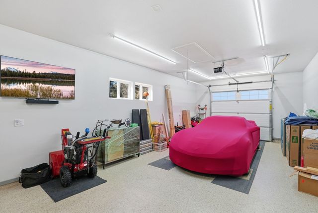 2440 Linnet Lane, Redmond, OR 97756