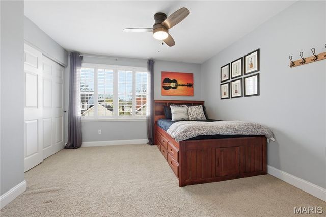 15852 Cedarmill Drive, Chesterfield, MO 63017