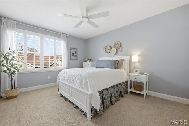 15852 Cedarmill Drive, Chesterfield, MO 63017