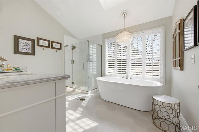 15852 Cedarmill Drive, Chesterfield, MO 63017