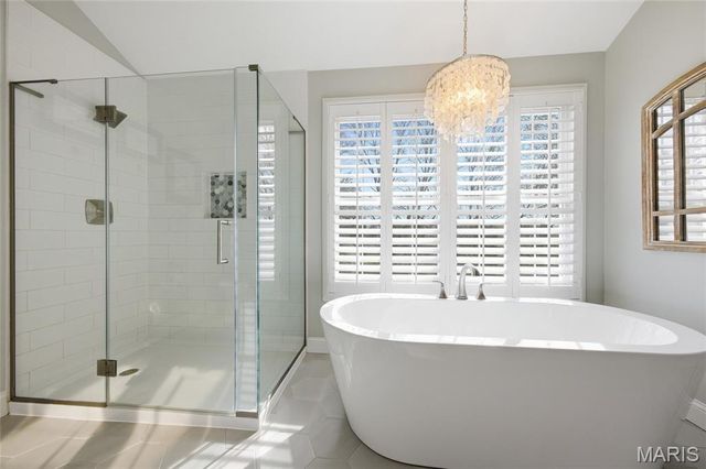 15852 Cedarmill Drive, Chesterfield, MO 63017