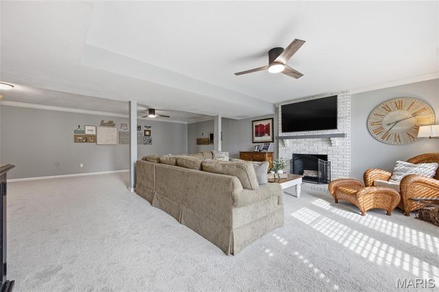 15852 Cedarmill Drive, Chesterfield, MO 63017