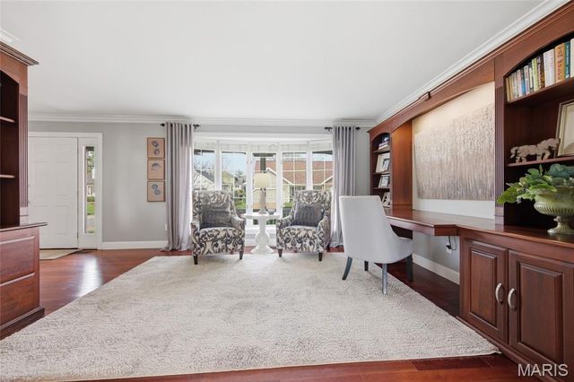 15852 Cedarmill Drive, Chesterfield, MO 63017