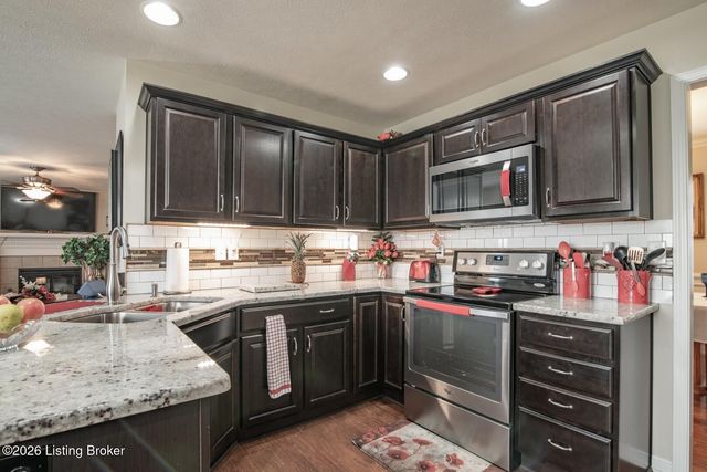 214 Riley Way, Elizabethtown, KY 42701