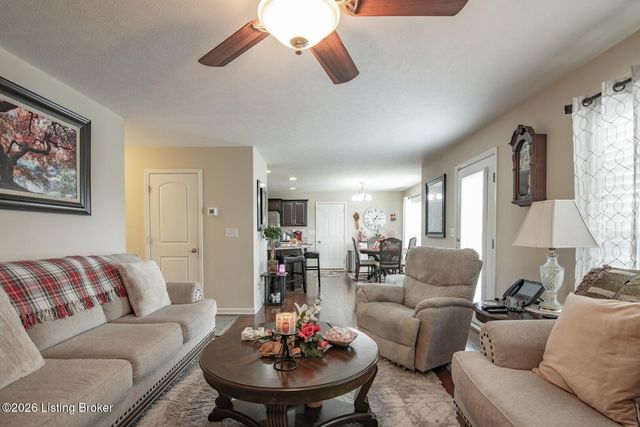 214 Riley Way, Elizabethtown, KY 42701