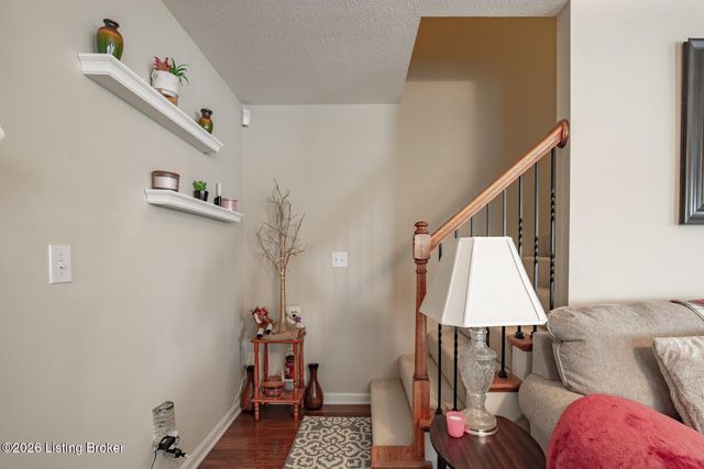 214 Riley Way, Elizabethtown, KY 42701