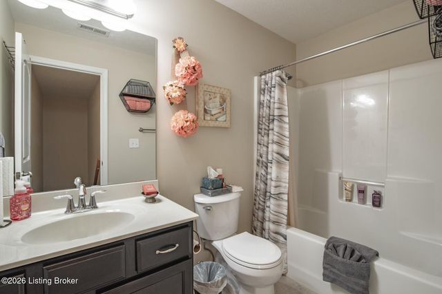 214 Riley Way, Elizabethtown, KY 42701