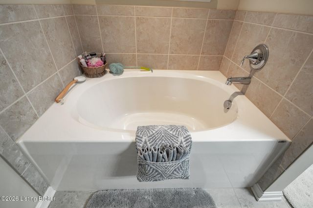 214 Riley Way, Elizabethtown, KY 42701