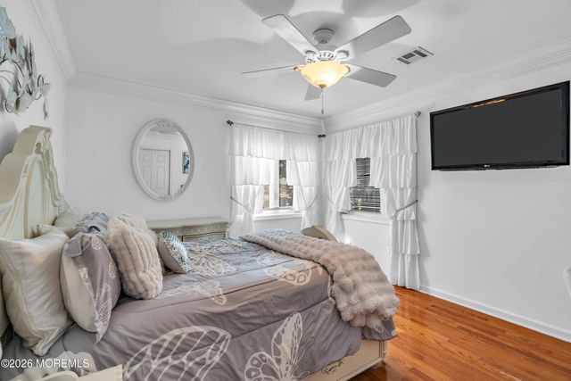 322 Riverside Drive, Berkeley, NJ 08721
