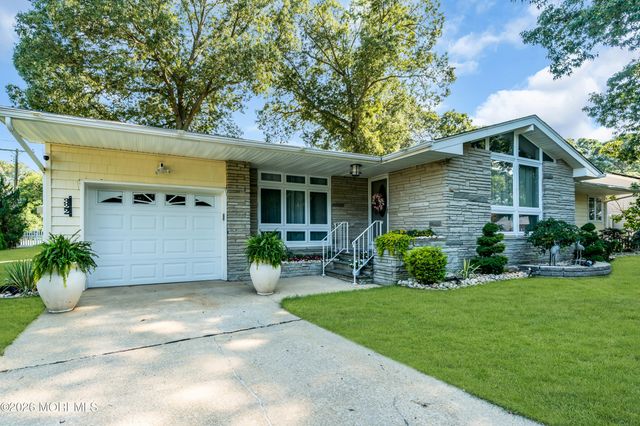 322 Riverside Drive, Berkeley, NJ 08721