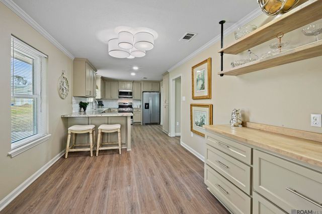 13029 Babin Rd, Gonzales, LA 70737