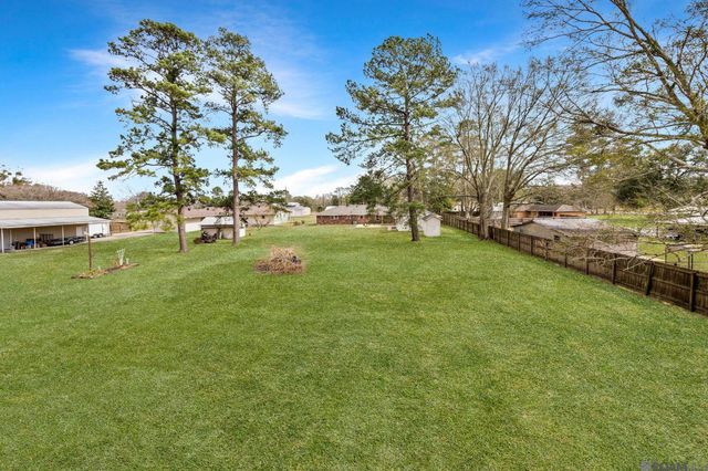 13029 Babin Rd, Gonzales, LA 70737