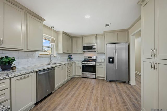 13029 Babin Rd, Gonzales, LA 70737