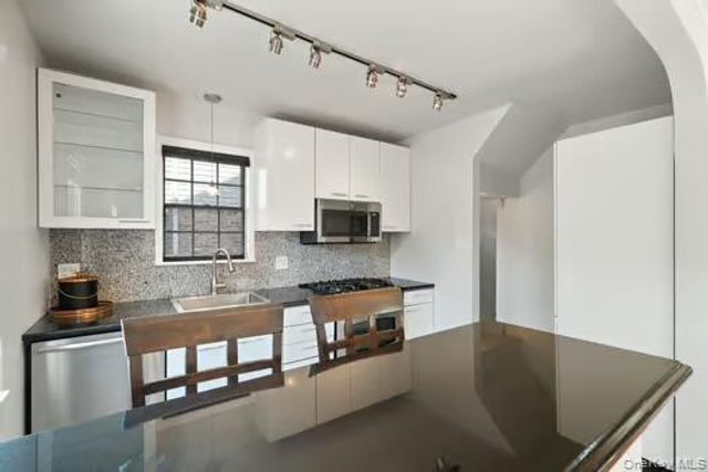 169-56 24 Avenue, Whitestone, NY 11357