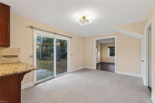 716 Oxford DR, Virginia Beach, VA 23452