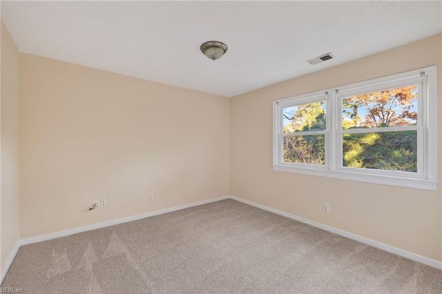 716 Oxford DR, Virginia Beach, VA 23452