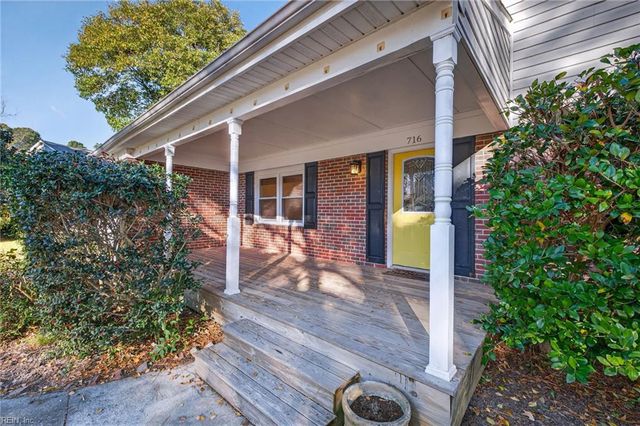 716 Oxford DR, Virginia Beach, VA 23452