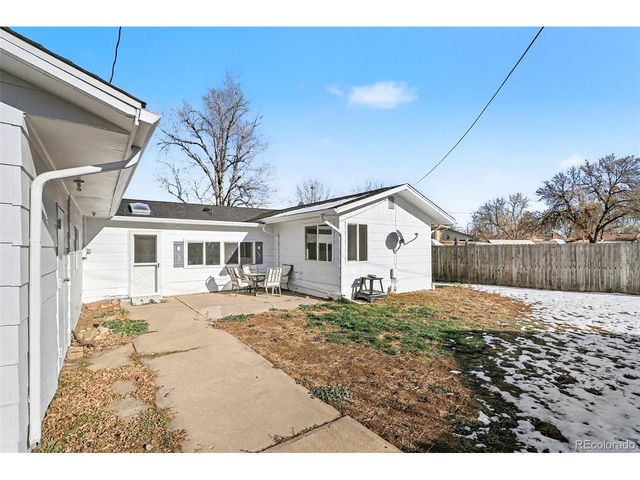 1016 Deborah Dr, Loveland, CO 80537