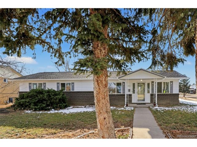 1016 Deborah Dr, Loveland, CO 80537