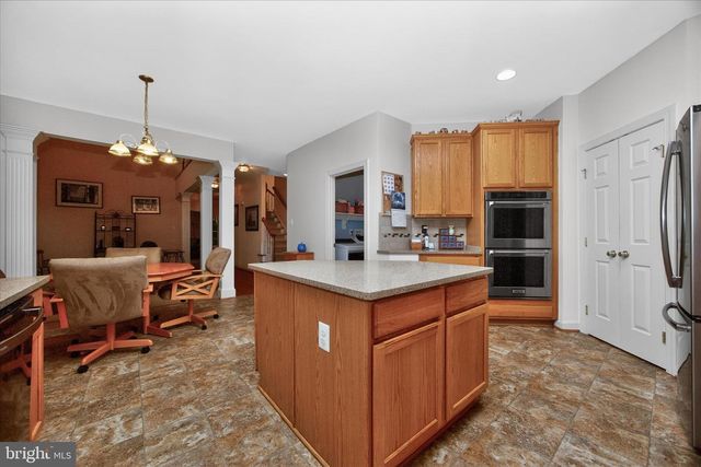 9102 TRAVENER CIR, Frederick, MD 21704