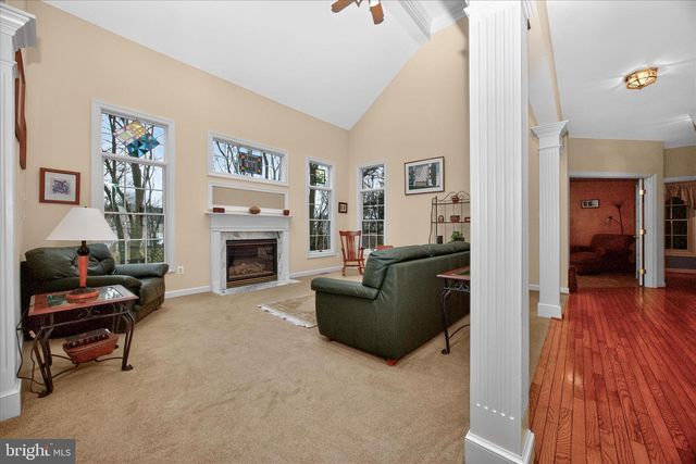 9102 TRAVENER CIR, Frederick, MD 21704