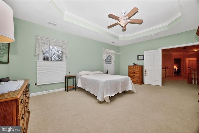 9102 TRAVENER CIR, Frederick, MD 21704