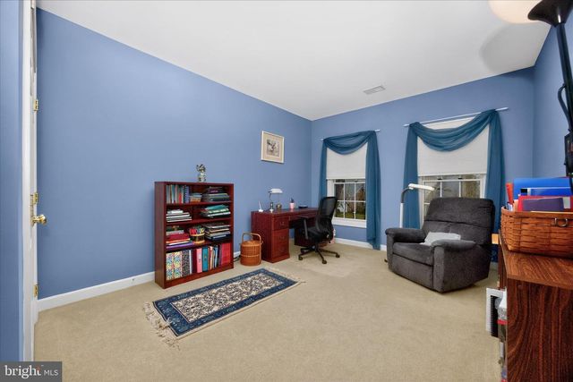 9102 TRAVENER CIR, Frederick, MD 21704