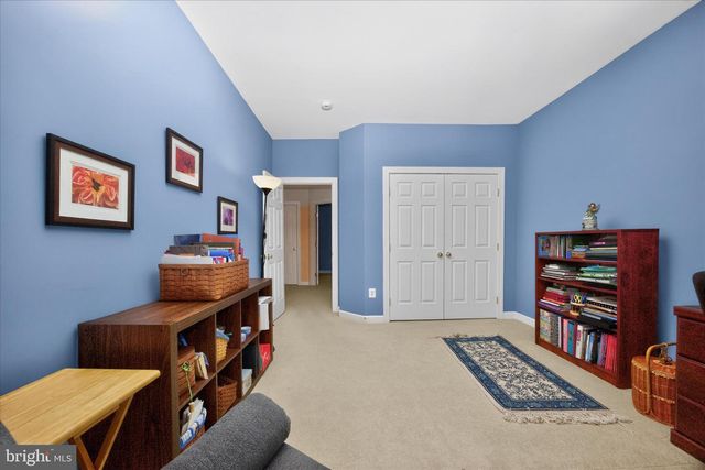 9102 TRAVENER CIR, Frederick, MD 21704