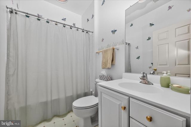 9102 TRAVENER CIR, Frederick, MD 21704