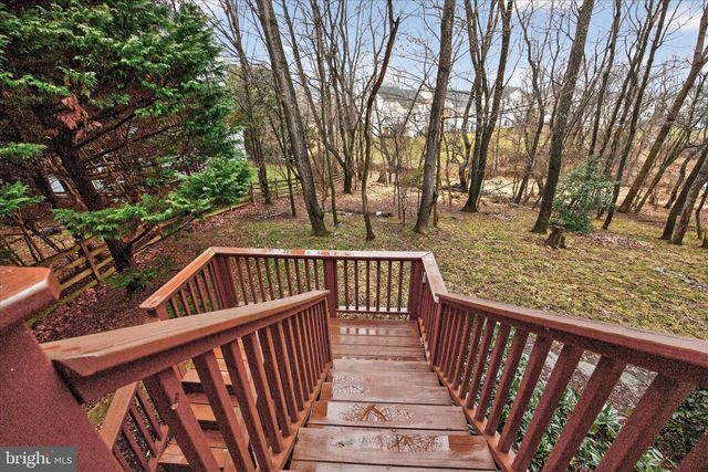 9102 TRAVENER CIR, Frederick, MD 21704