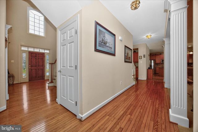 9102 TRAVENER CIR, Frederick, MD 21704