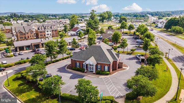 9102 TRAVENER CIR, Frederick, MD 21704