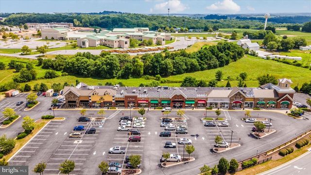 9102 TRAVENER CIR, Frederick, MD 21704