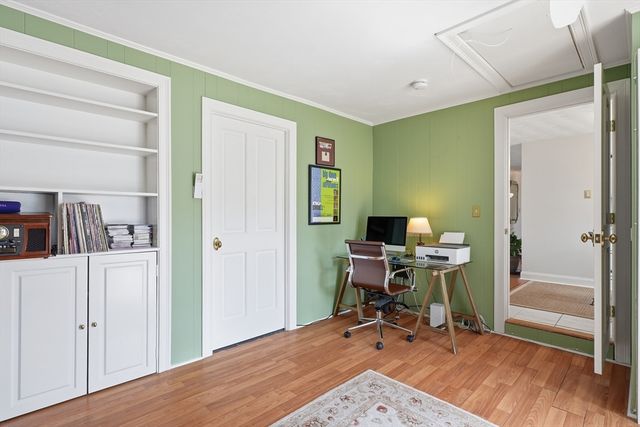 19 Brookfield Circle, Framingham, MA 01701