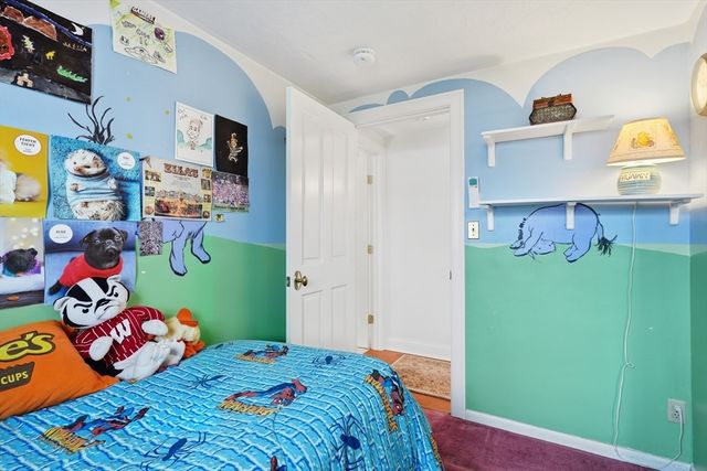 19 Brookfield Circle, Framingham, MA 01701