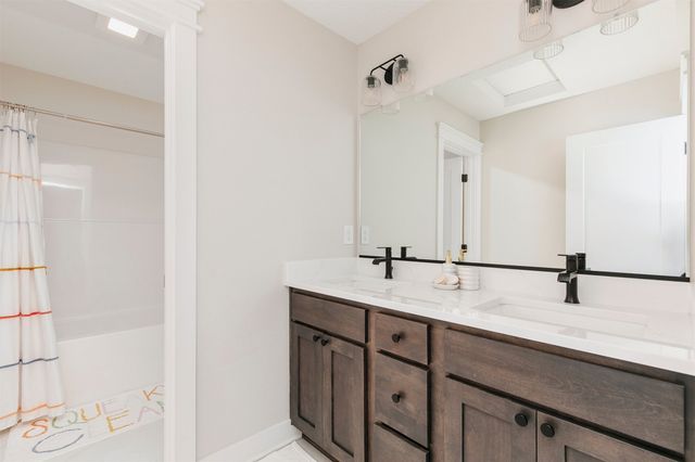 1403 NW Jackson Drive, Ankeny, IA 50023