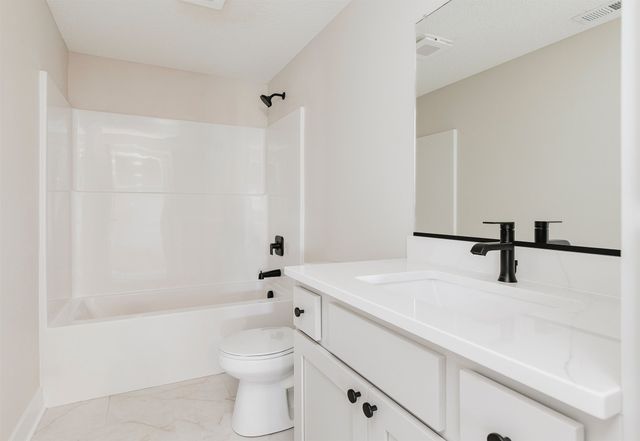 1403 NW Jackson Drive, Ankeny, IA 50023