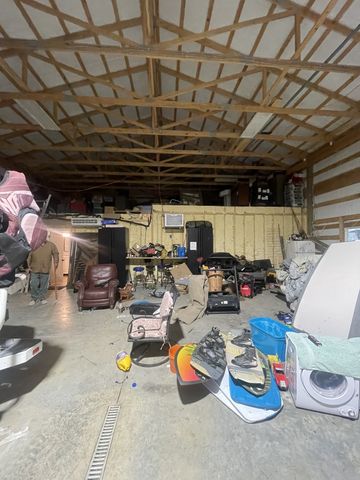 1145 Highway 64, W, Lawrenceburg, TN 38464