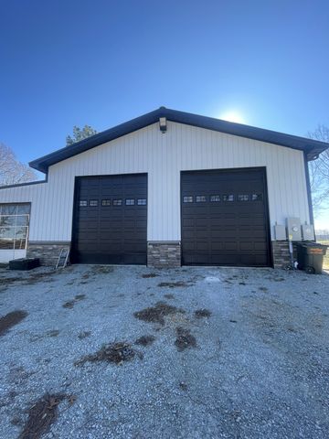 1145 Highway 64, W, Lawrenceburg, TN 38464